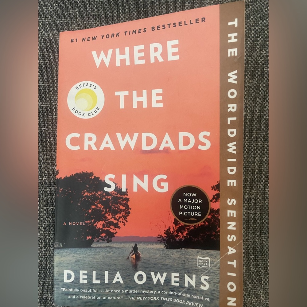 Paperback book. Where the crawdads sing